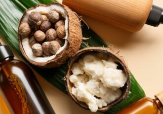 Gommage corps au beurre de karité et huile de noix de coco Bio